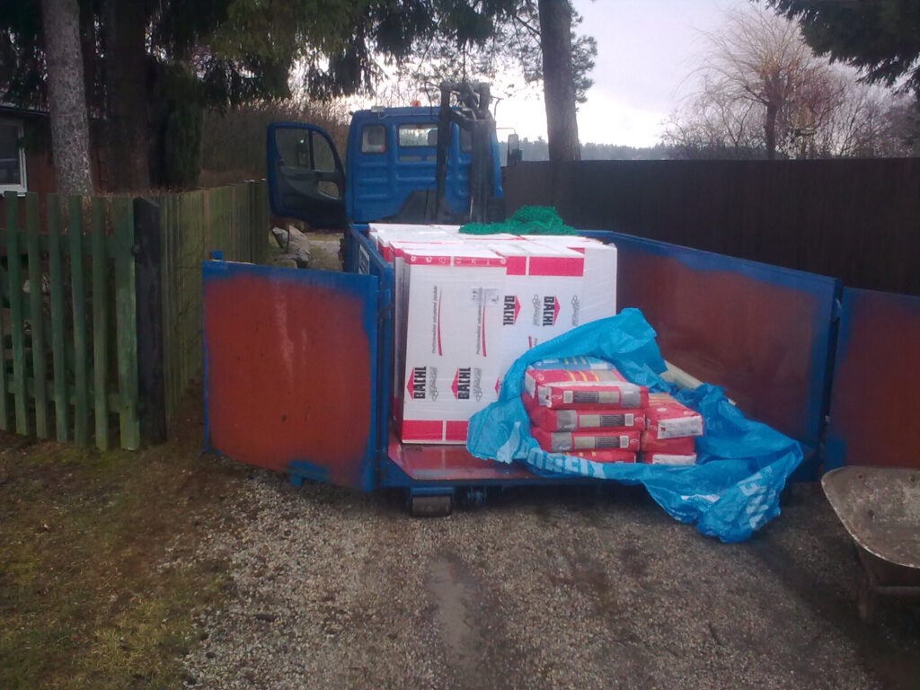 Kontejner valníkový Avia